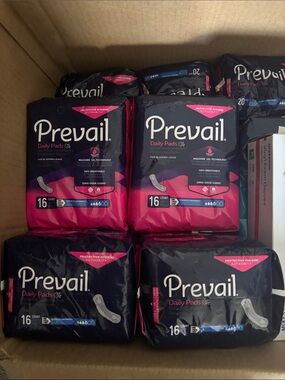 Prevail Daily Pads, Pink and Navy - 16 Count